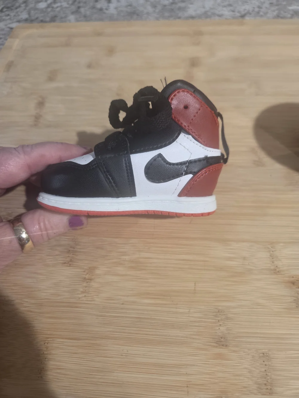New Nike (Jordan) Power Bank. Real Leather Shoe 8000 Mah